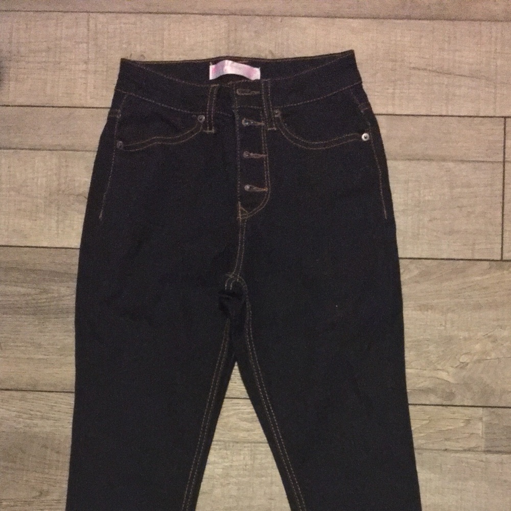No Bounderies Jeans